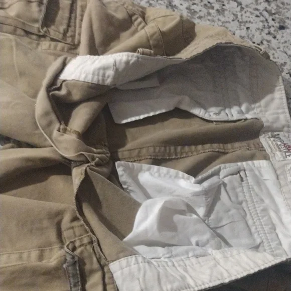 Aeropostale khaki cargo shorts - Picture 10 of 11